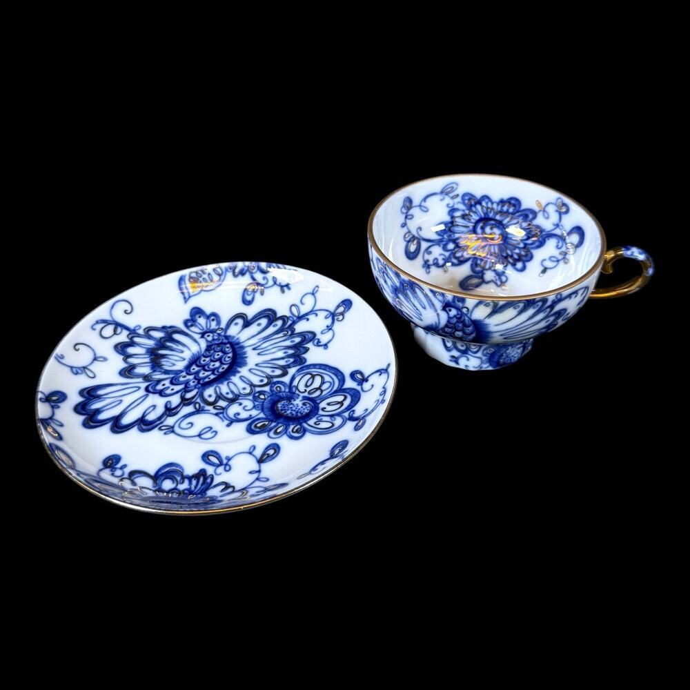 LFZ Lomonosov 1744 St Petersburg Russia Flowers Blue White Porcelain Cup Plate